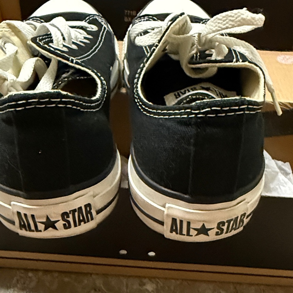 Converse All Star Black & White Canvas Low-Top Sneakers Women’s 8 Mens 6 - Picture 5 of 14